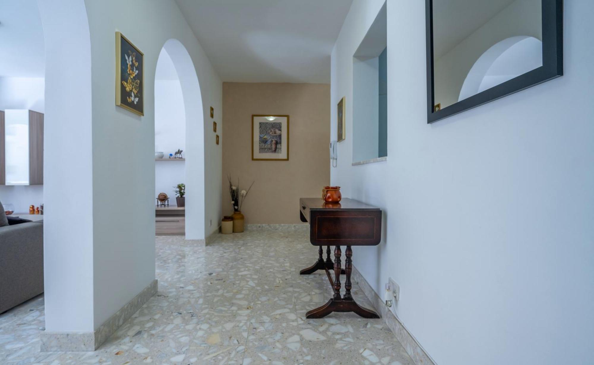 Spacious 3 Bedroom Apartment In The Heart Of St Julians Сент Джулианс Экстерьер фото
